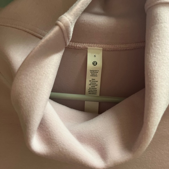 Lululemon funnel neck pullover - Picture 6 of 6